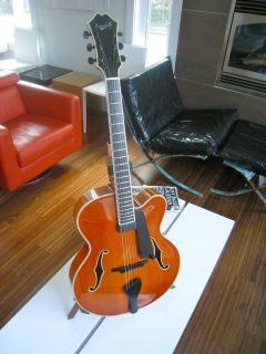 Benedetto Manhattan Archtop Guitar 1996 Handcrafted by Bob