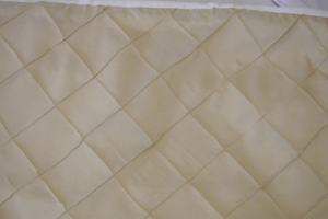 Bedskirt King Cream Bone Stitched Pattern Split Corners Willow Hill 15 