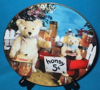 Honey for Sale Bialosky Friends Bears Decoative Plate