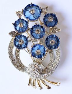 Gorgeous Vintage Carved Blue Glass Flower Rhinestone Brooch
