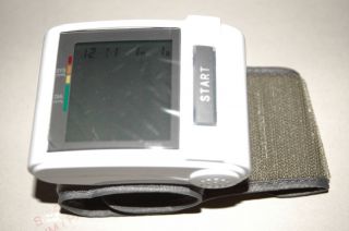 Quest Talking Wrist Measurement Blood Pressure Monitor QP 7901 