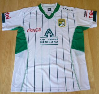Club LEON Mexican Soccer Team White Jersey, Size Large  New 