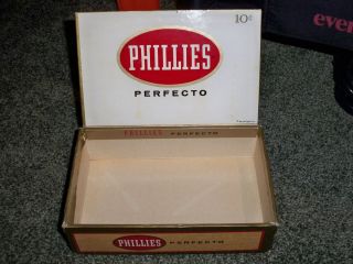 Phillies Perfecto Cigar Box BLUNTS Bayuk Cigars Inc Good Condition 