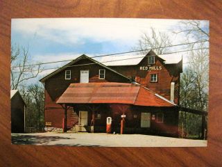 Postcard 159536 Amoco Gas Red Mills Boggstown IN