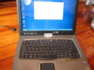 Acer TravelMate C300 Tablet PC with Digitizer Pen Excellent Condition 