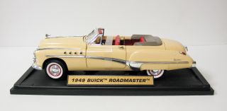 1949 Buick Roadmaster Diecast Model Car Tan 1 18 Scale Motormax