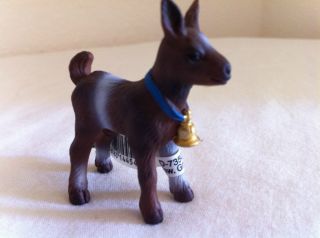 NEW SCHLEICH KID W BELL GOAT FIGURE W TAG 14454 RETIRED RARE