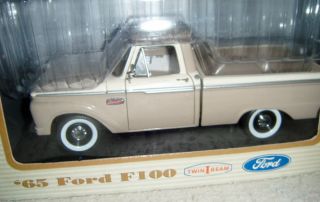 SunStar 1 18 1965 Ford F100 Custom Cab Classic Model Diecast