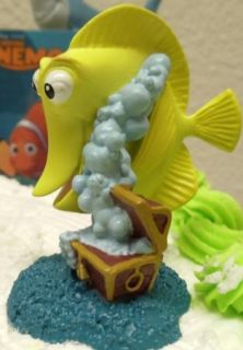   17 Piece Birthday Cake Topper Set w Nemo Dory Gill Pearl Squirt