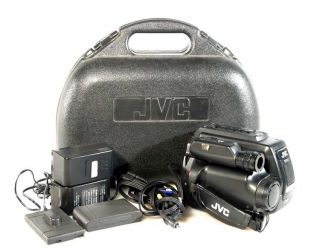 JVC VHS Camcorder w Charger Batteries Case