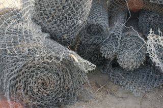 Chain Link Fencing Material Used Various Sizes for Salvage or Recycle 