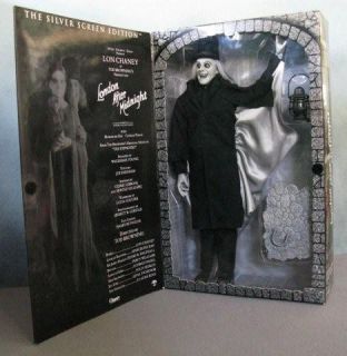 Sideshow Silver Screen Chaney Vampire 12 Figure Mint
