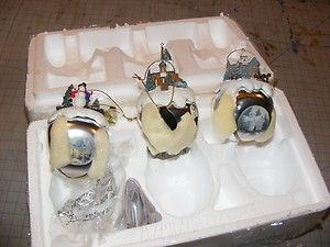 Thomas Kinkade SLEIGH BELL ORNAMENT SET with Painted Winter Scenes