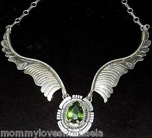 CHARLES JOHNSON Gorgeous Sterling Silver Green Stone Necklace