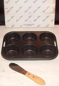   House Cup Cake Pan Stainless Steel Wood Frosting Knife 1247B