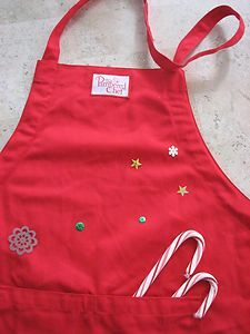    PAMPERED CHEF RED APRON GREAT FOR CHRISTMAS GIFT TO BAKE COOKIES