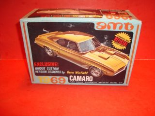 AMT 1969 Chevy Camaro Coupe Model Car Kit