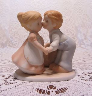 VINTAGE HOME INTERIORS CIRCLE OF FRIENDS by MASTERPIECE FIRST KISS
