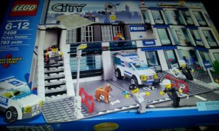 Lego City 7498 Police Station Complete Opened Box w minifigs FREE US