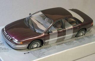 1993 CHRYSLER CONCORDE BY BROOKFIELD COLLECTORS GUILD, INC. 124 Scale