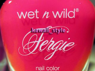 Wet N Wild Fergie Nail Color x5 Polish Neon Brights Glowstick
