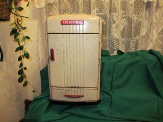 Vintage Salesmans Sample or Toy Tin Coldspot Refrigerator