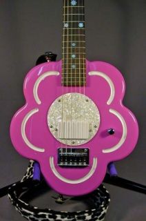 DAISY ROCK PINK FLOWER SHAPE ELECTRIC GUITAR CASE STAGE STAND STRAP