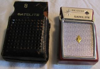 Satellite de Luxe 8 Transistor Radio in Leather Case