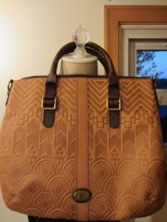 FOSSIL DESI LARGE LEATHER TOTE (CAMEL COLOR) NWT *SOLD OUT*