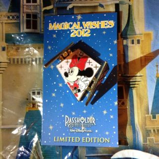 Disney Pin 2012 Annual Passholder Magical Wishes Minnie