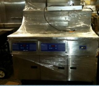 Pitco Frialator Double Fryer Model F14S CHHJQV with Service Heat