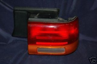 1993 1995 Dodge Spirit Tail Light Right B8 294