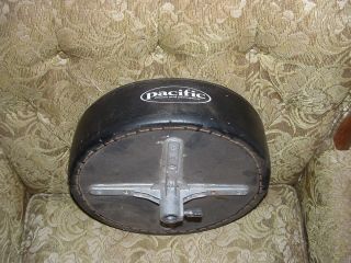 Pacific Drum Throne Seat in Good Condition