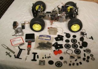 Gas Powered RC Truck For Parts Extra Engine Servos lot of spare parts