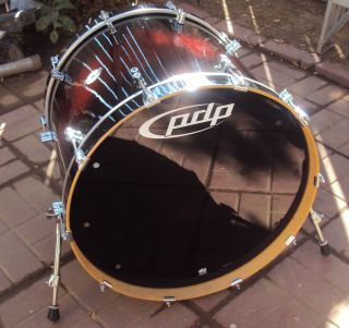  Drum Percussion Platinum Series 22 x 18 Tobacco Burst Bass Drum