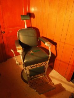 Emil J Paidar Barber Chair Tattoo $1 Start No Reserve