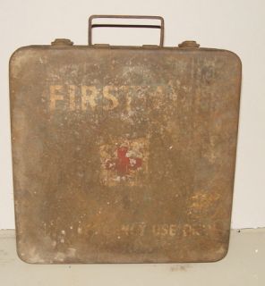  WW2 US Army First Aid Kit Metal Box