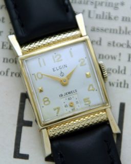  1950s Fancy Textured Bezel Elgin 19 Jewel Vintage Dress Watch