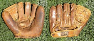 MacGregor Goldsmith Ewell Blackwell Baseball Glove, Top of the Line