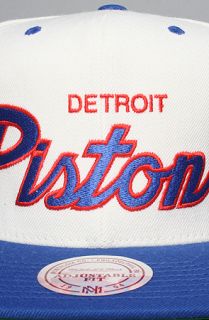 Mitchell & Ness The NBA White Script Snapback Hat in White Blue