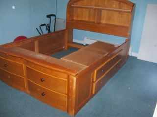 Raymour Flanigan Anderson Full Storage Bed Youth