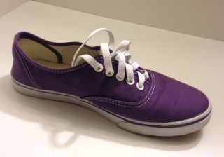 Vans Authentic Purple Lace up Shoes ladies size 8.5 mens 7. NO