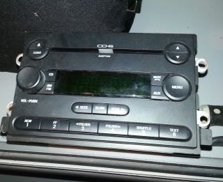 FORD 6 CD DISC CHANGER STEREO RADIO F150 MUSTANG FREESTYLE EDGE FUSION