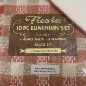 Vintage Fiesta Fiestaware 8PC Luncheon Set 4 Placemats 4 Napkins Red