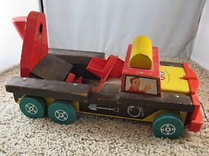 VINTAGE FISHER PRICE WOODEN CEMENT TRUCK PULL TOY # 926 MISSING MIXER