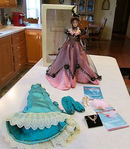 Franklin Mint Josephine Gibson Girl vinyl doll and extra outfit Spring
