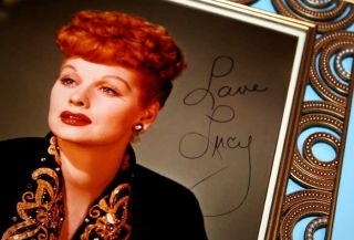 New Lucille Lucy Ball Signed Autograph UACC 4 Dolls DVD COA UACC RD