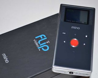 flip mino pocket video camera small portable 2gb