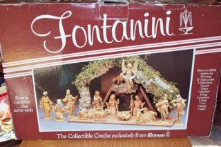 Fontanini Depose 16 Piece Nativity Set w Wood Creche