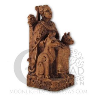 Dryad Designs Seated Freya Statue by Paul Borda Norse Goddess